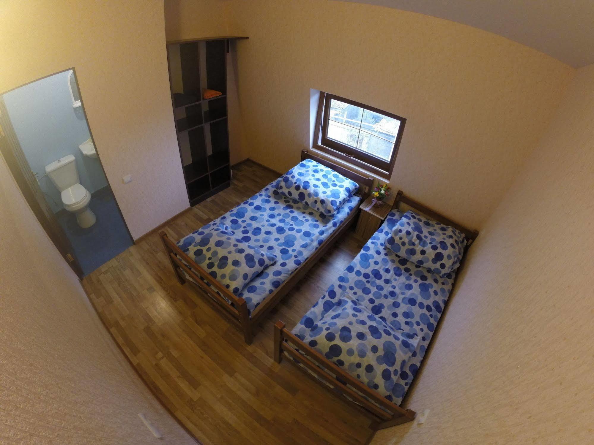 Glide Hostel Jerevan Exteriör bild