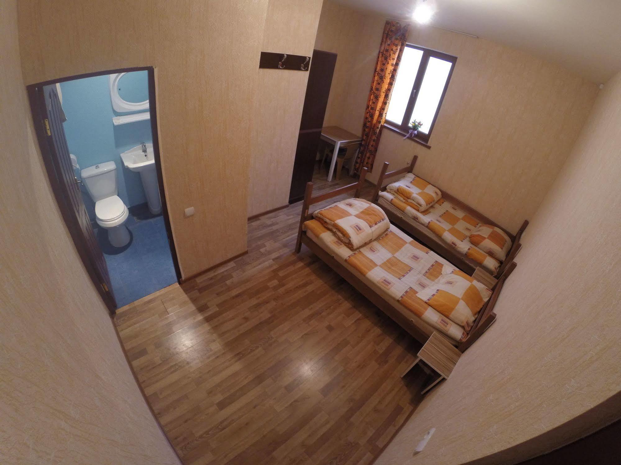 Glide Hostel Jerevan Exteriör bild